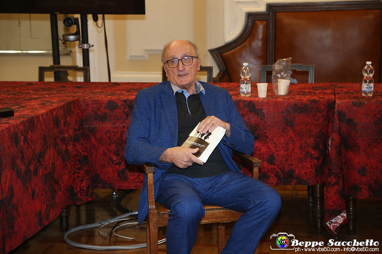VBS_0940 - Presentazione libro 'Montecassino 1943-1944' di Antonio Silvestri.jpg
